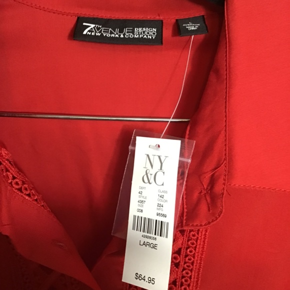 Buttoned down sleeve shirt - Picture 4 of 6